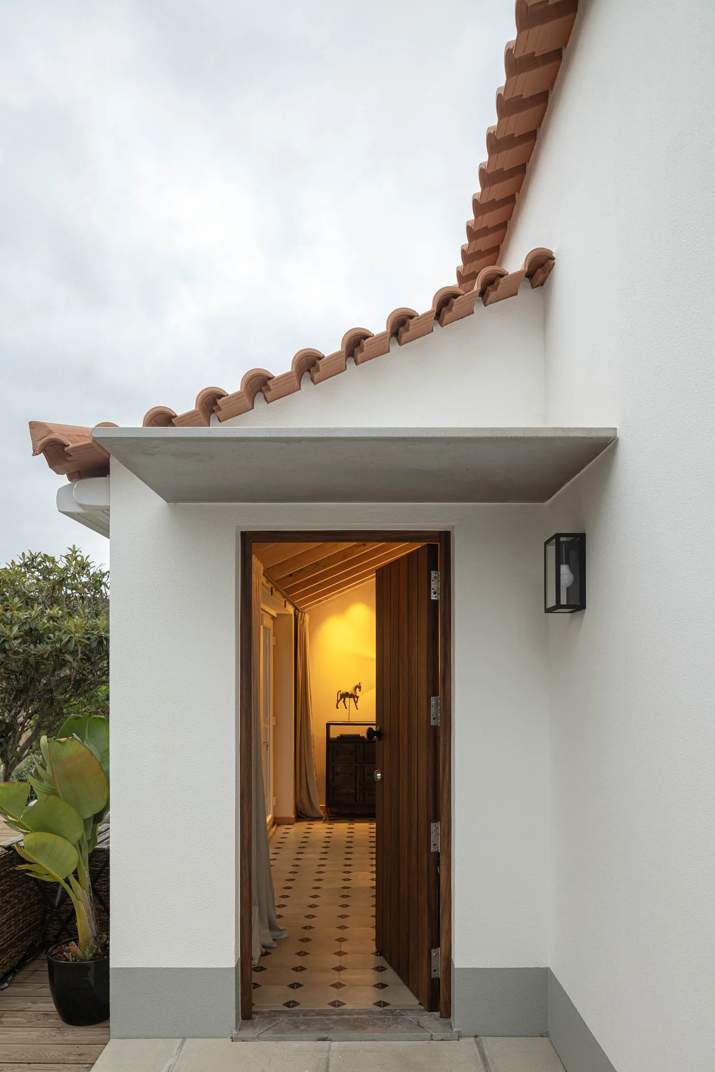 Uma casa erma na paisagem de Sintra.